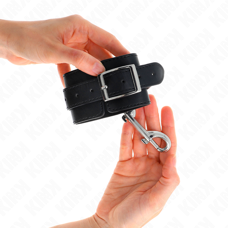 Kink Wrist Restraint Kink - Wrist Restraints-Single Rivet Row Black Adjustable 17-28 Cm X 5 Cm