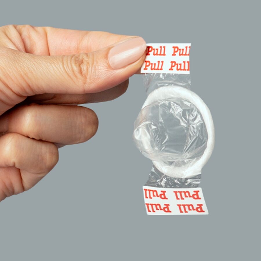 Uniq Pull Latex Free Condoms With Strips 3 Units