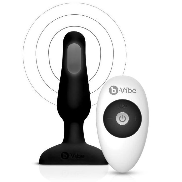 B-Vibe Novice Remote Control Anal Plug Black