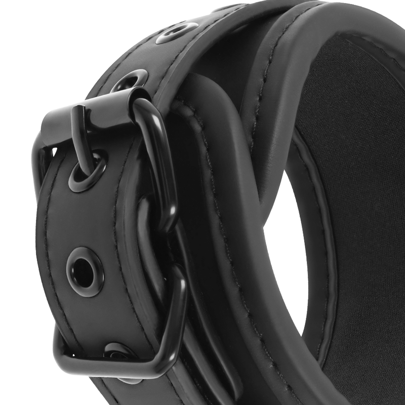 Fetish Submissive Bondage Fetish Submissive - Vegan Leather Necklace And Handcuffs With Noprene Lining