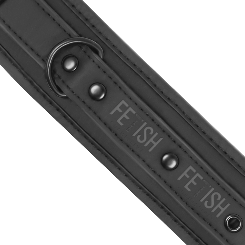 Fetish Submissive Bondage Fetish Submissive - Vegan Leather Necklace And Handcuffs With Noprene Lining