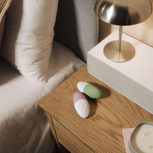 Lelo Siri 3 Clitoris Massager Pistachio Cream