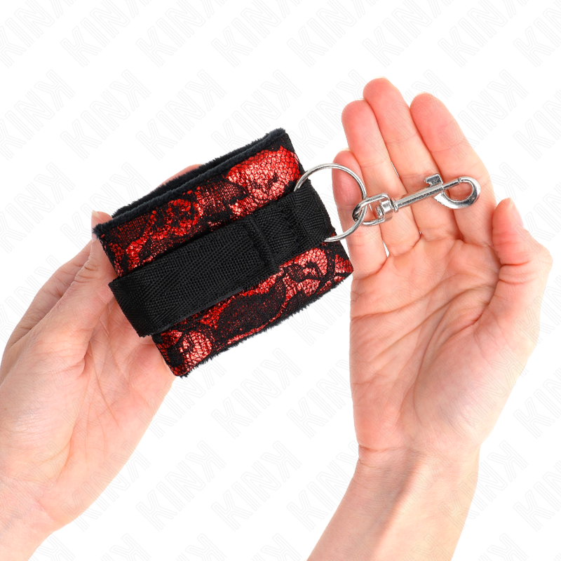 Kink Wrist Restraint Kink - Scandal Wrist Restraints Red-Black