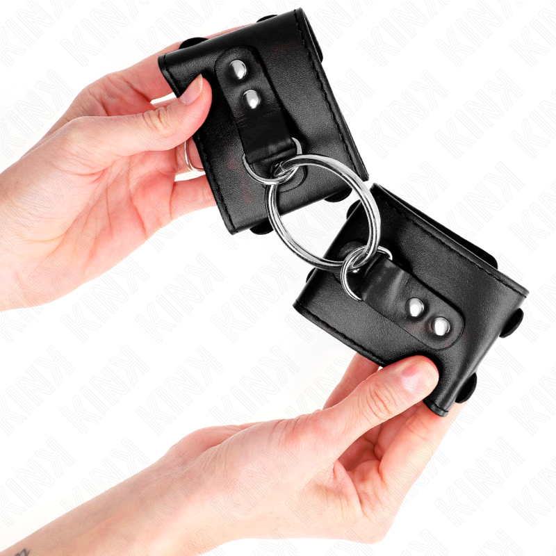 Kink Wrist Restraint Kink - Fixed Wrist Restraints With Ring And Studs Adjustable Black 17-22 Cm X 6.5 Cm