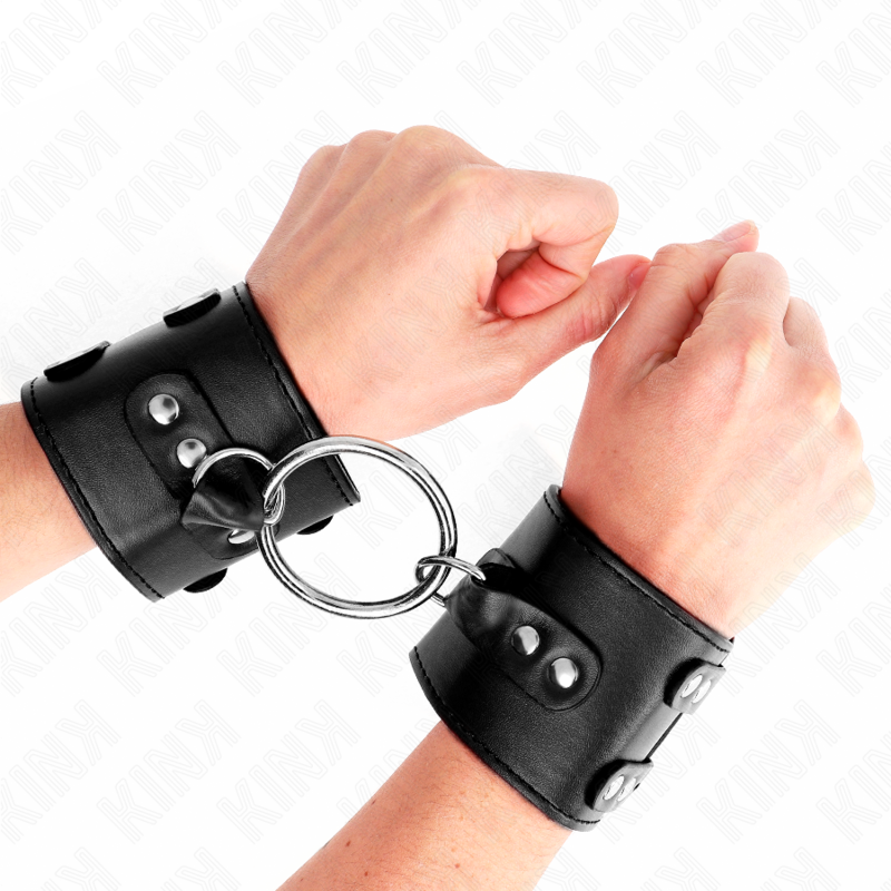 Kink Wrist Restraint Kink - Fixed Wrist Restraints With Ring And Studs Adjustable Black 17-22 Cm X 6.5 Cm
