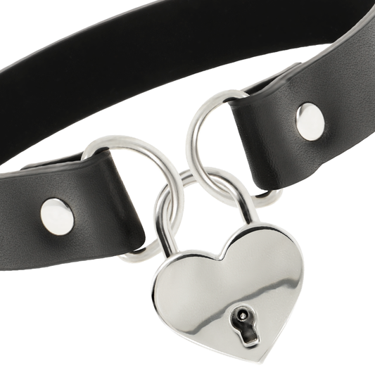 Coquette Accessories Coquette Chic Desire - Vegan Leather Necklace With Heart Accessory With Key