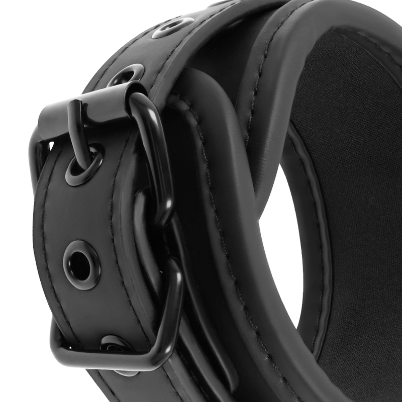 Fetish Submissive Bondage Fetish Submissive - Set Of Handcuffs And Ties With Noprene Lining